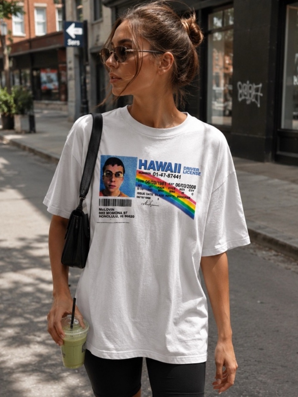Superbad McLovin White Hawaii Graphic unisex tshirt size medium